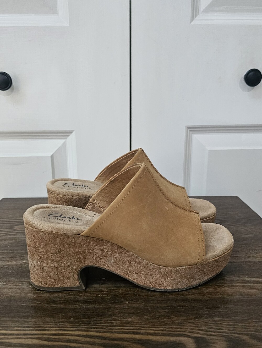 Clarks Collection Ultimate Comfort Cork Wedge Platform Slides – Women's Size 6